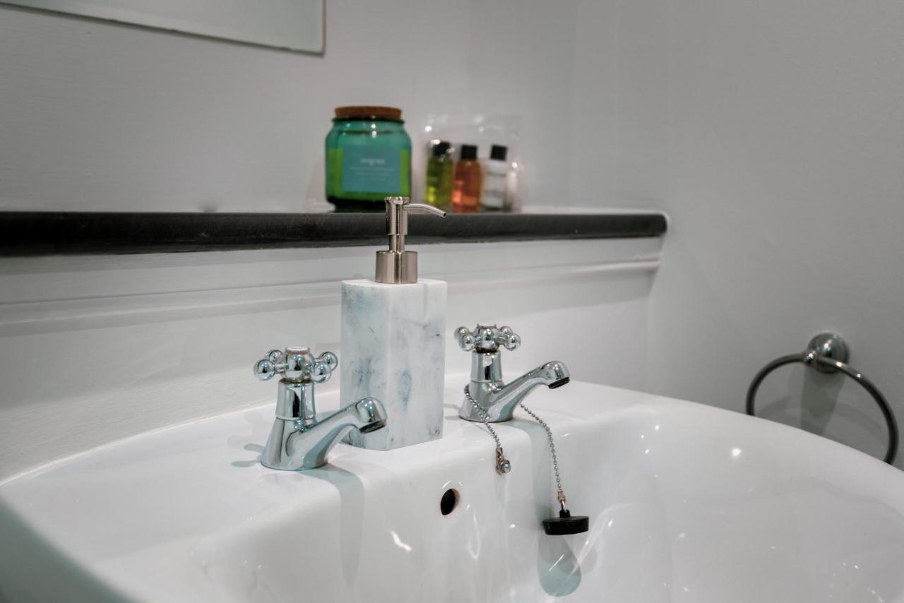 Pink Spa Nest Blairgowrie and Rattray Εξωτερικό φωτογραφία