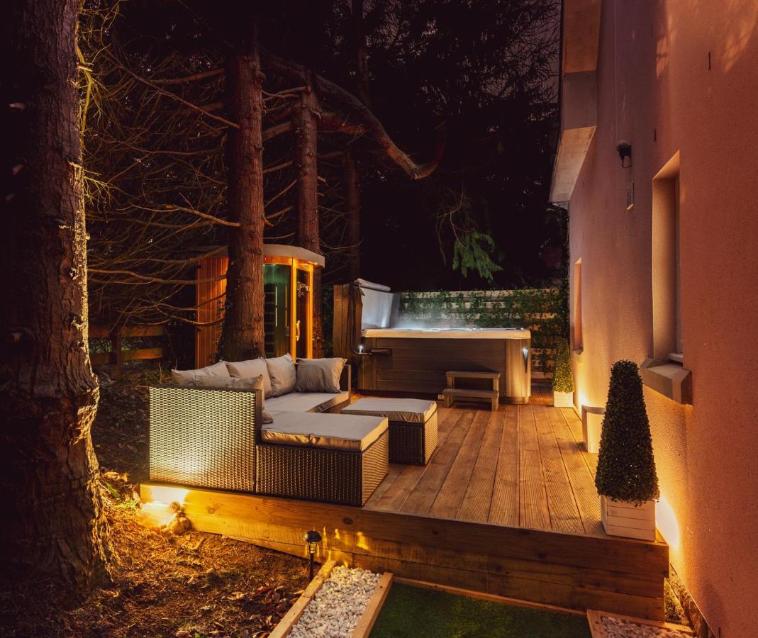 Pink Spa Nest Blairgowrie and Rattray Εξωτερικό φωτογραφία