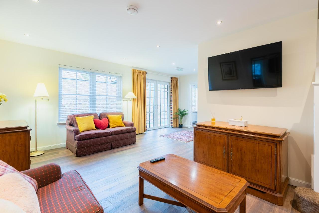 Pink Spa Nest Blairgowrie and Rattray Εξωτερικό φωτογραφία